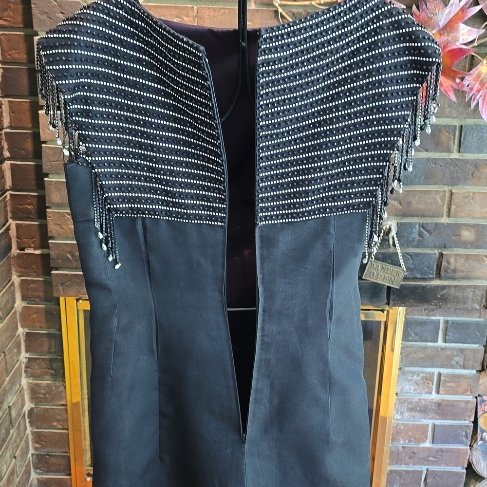 Holt Renfrew - Vintage Silk Black Evening Dress with Exquisite Beadwork​​​ - Picture 7 of 11